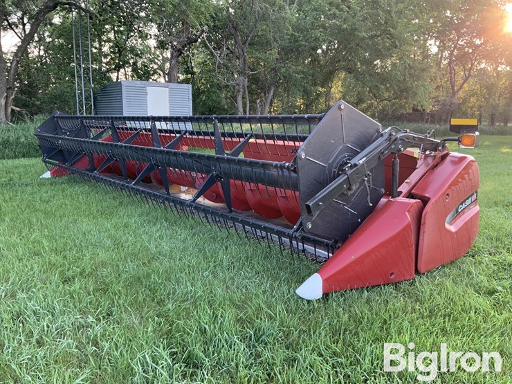 2012-case-ih-3020-image-1