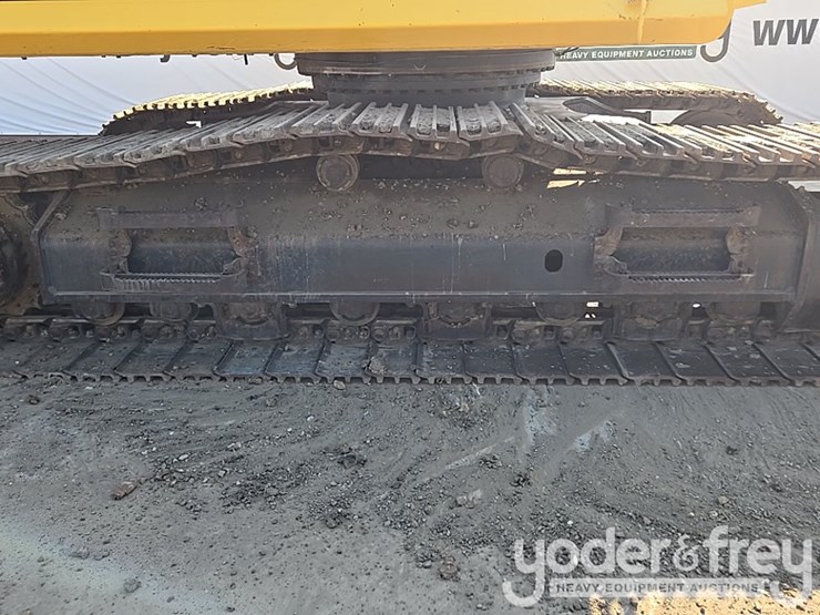 2021-komatsu-pc490-lc-11-image-21