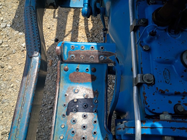 ford-4610-image-34