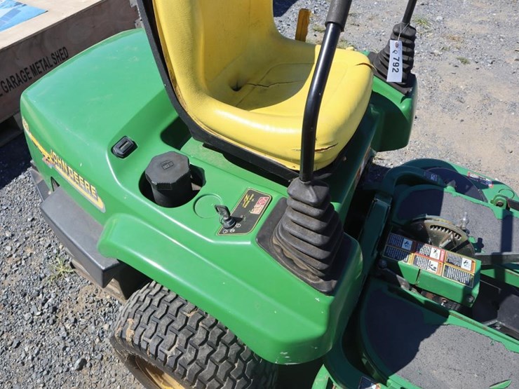 john-deere-f680-image-15