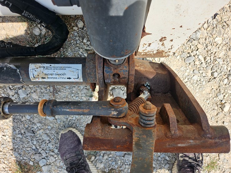 2019-bobcat-t870-image-57