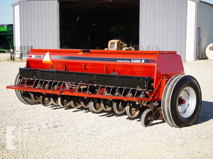 case-ih-5300-image-5