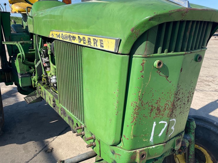 john-deere-3020-image-15