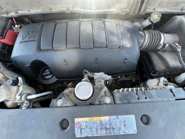 2016-chevrolet-traverse-ls-image-66