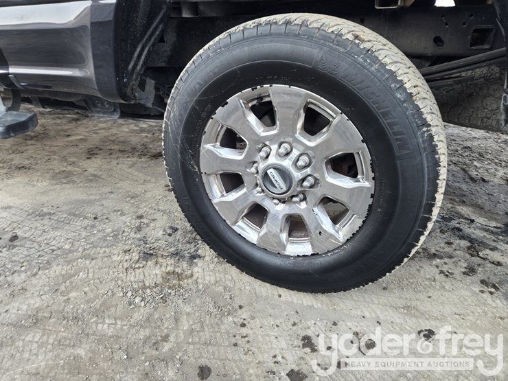 2017-ford-f250-xl-image-14