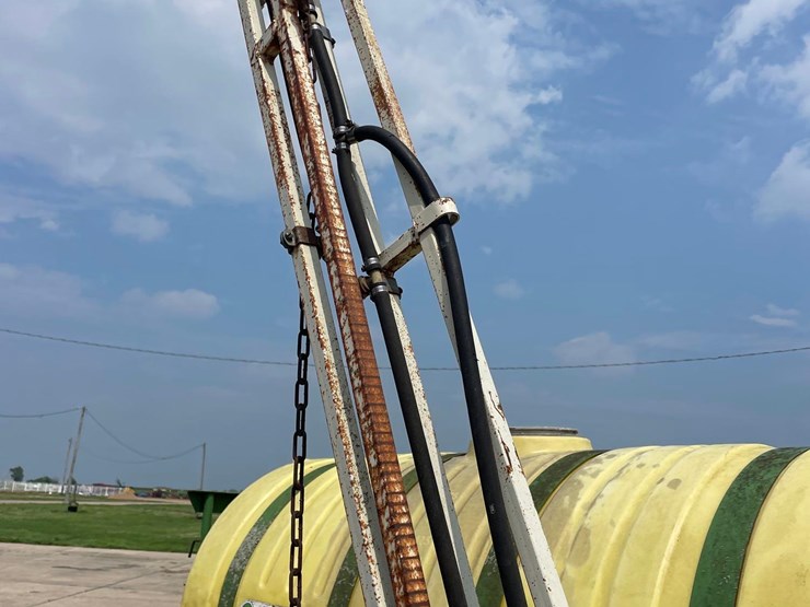 wetherell-500-gallon-pull-type-sprayer-image-16