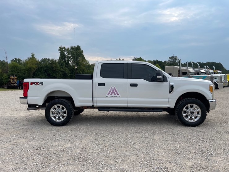 2017-ford-f250-image-4
