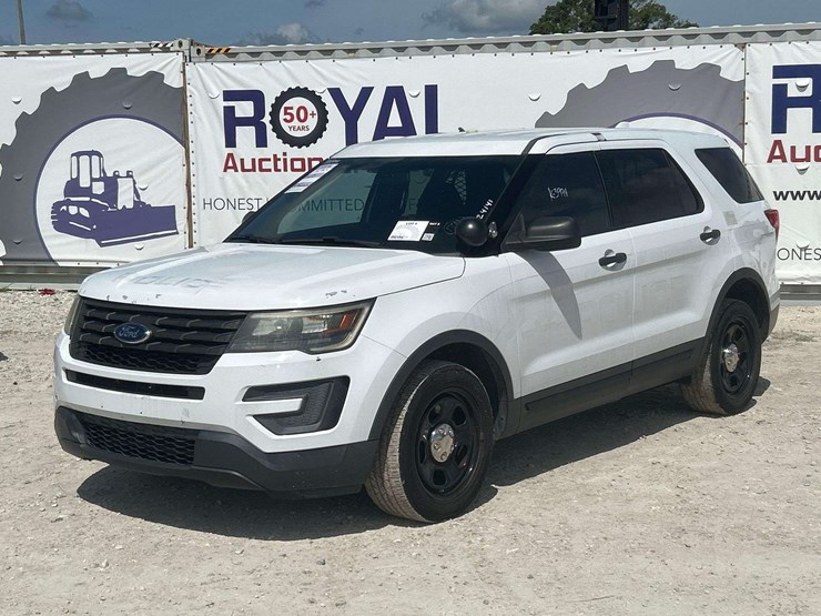 2017-ford-explorer-image-1