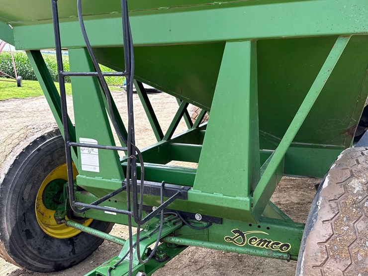 1996-demco-525bu-gravity-wagon-image-25