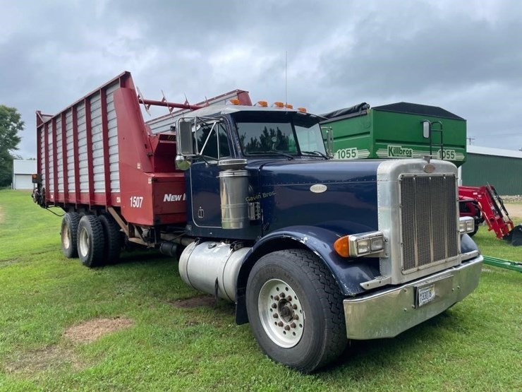1999-peterbilt-379-image-3