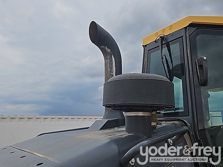 2018-deere-850k-image-36