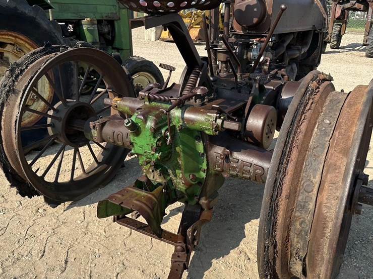 john-deere-a-image-7