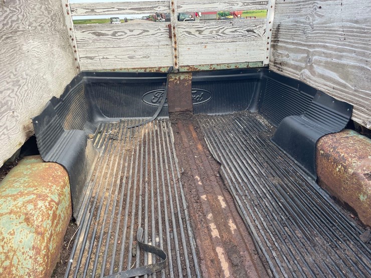 8ft-pickup-tool-box-image-14