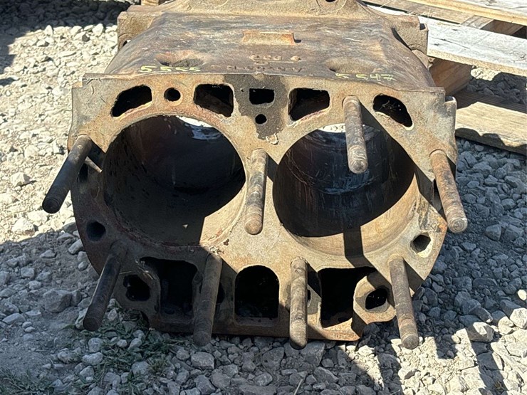john-deere-model-a-block-image-9