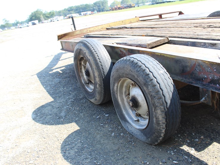#22728-•-18ft-tandem-axle-tag-trailer-image-9