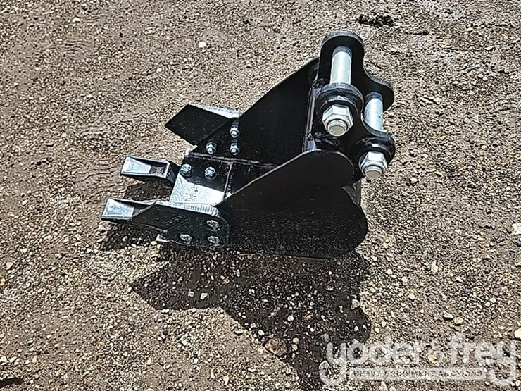 unused-ir-8"-tooth-bucket-to-suit-mini-excavator-image-2