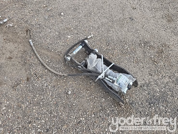 unused-miva-hydraulic-thumb-to-suit-1-3-ton-excavator,-pin-diameter-1"-image-4