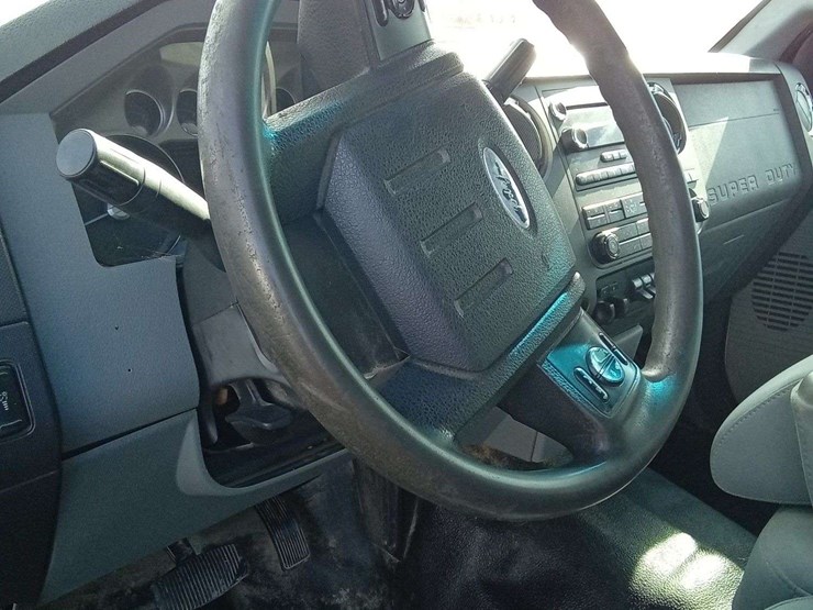 2012-ford-f250-image-15