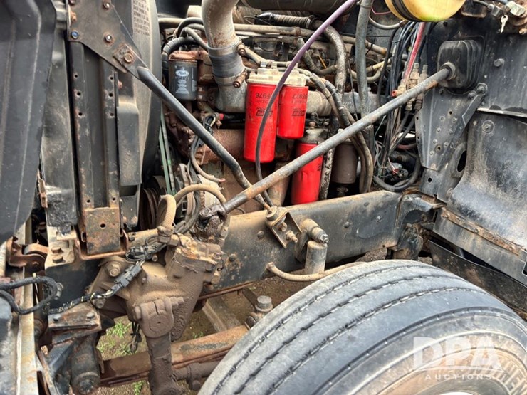 1996-mack-ch613-image-20