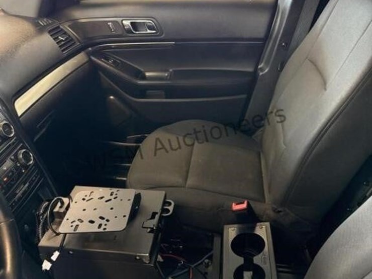 2017-ford-explorer-image-20