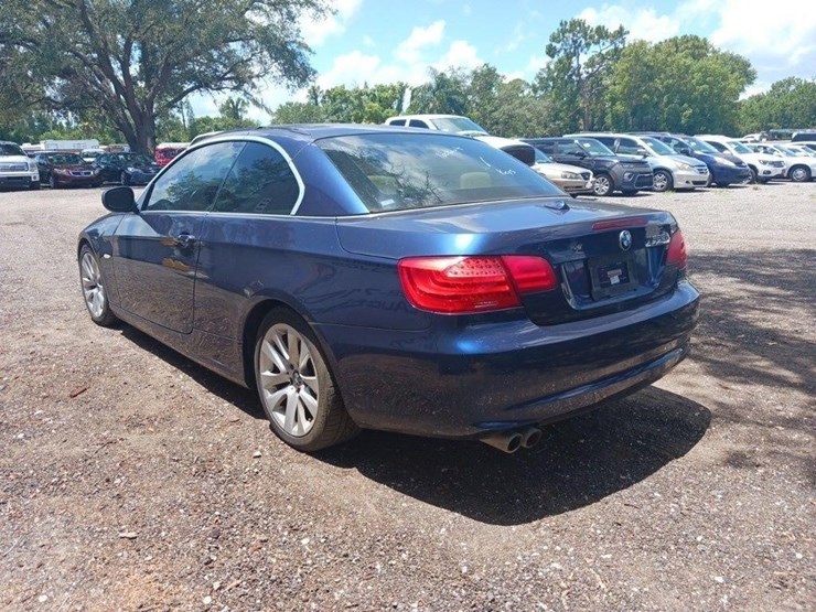 2011-bmw-3-series-runs/moves-328i-image-6