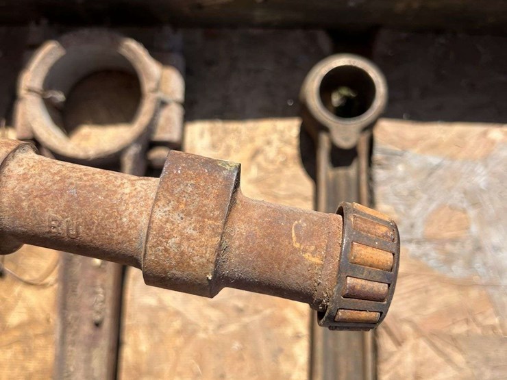 john-deere-model-a-rods-set-and-camshaft-image-3