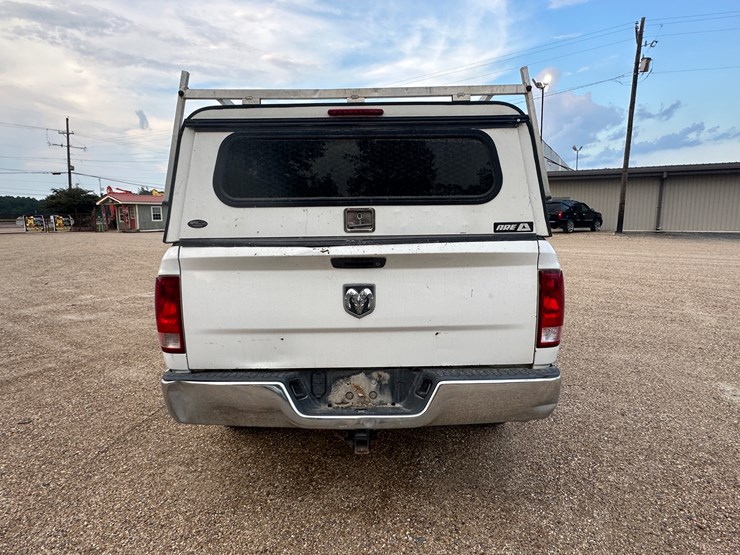2011-dodge-1500-image-8