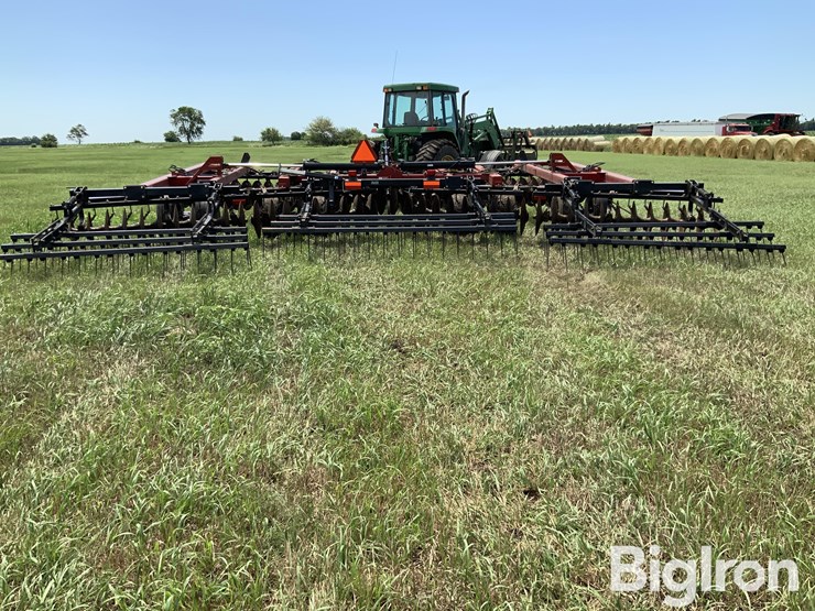 2011-case-ih-370-image-6