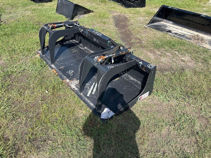 2025-84in-dual-cylinder-grapple-bucket-skid-steer-attachment-image-1