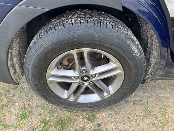 2018-hyundai-santa-fe-image-18