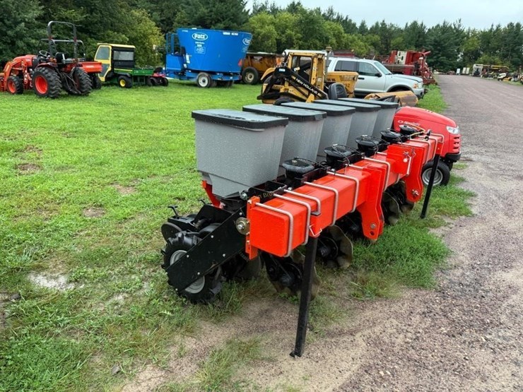 3pt-5-row-plot-planter-image-7