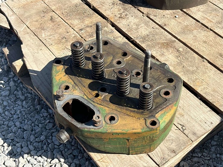 john-deere-model-g-head-image-5