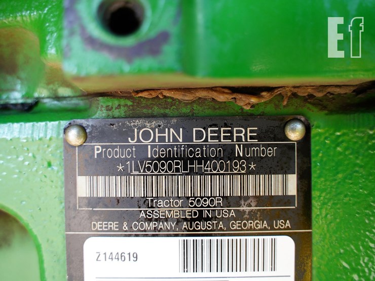 2017-john-deere-5090r-image-44