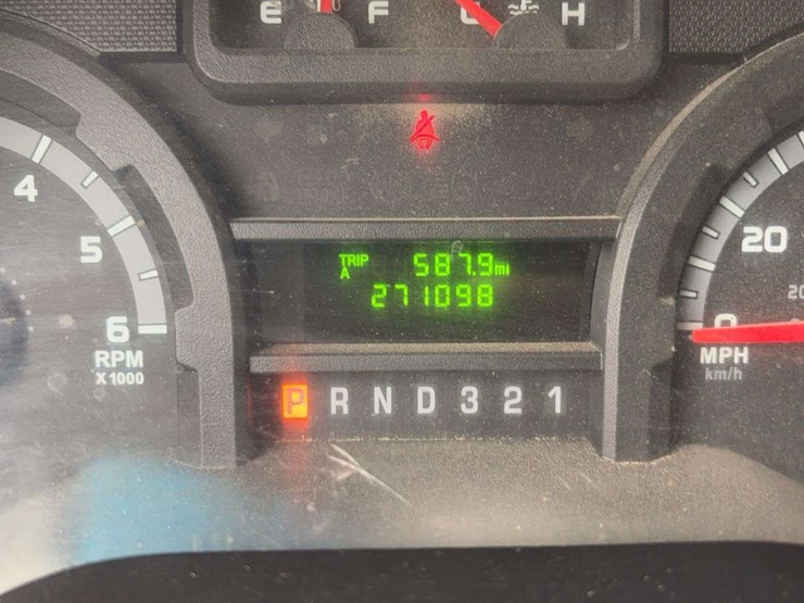 2009-ford-e350-image-27