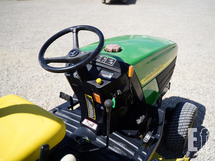 2003-john-deere-2210-image-26