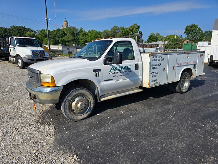 2000-ford-f550-image-4