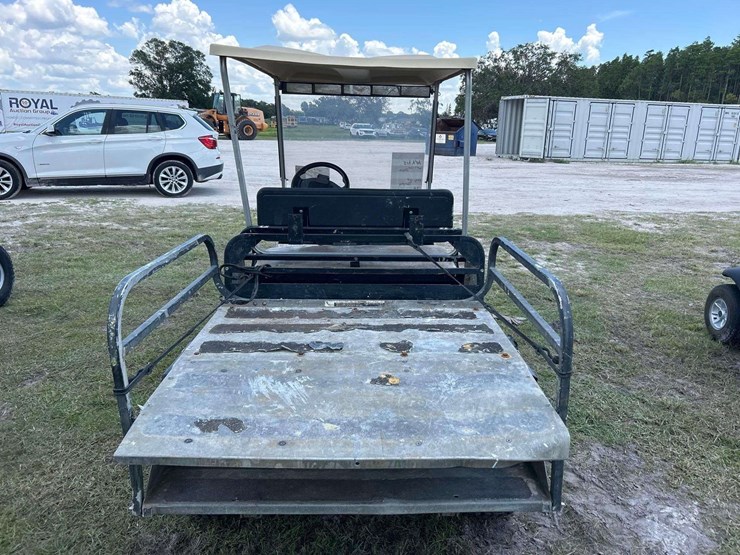 2013-club-car-carryall-252-image-11