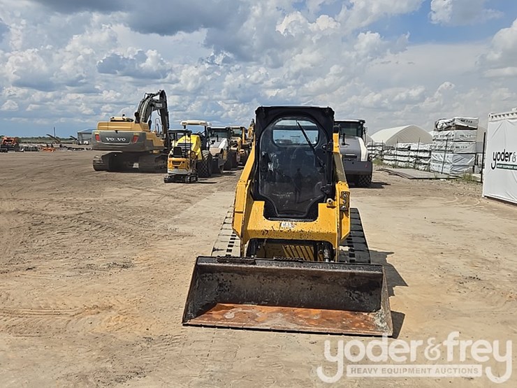 2022-caterpillar-259d3-image-8