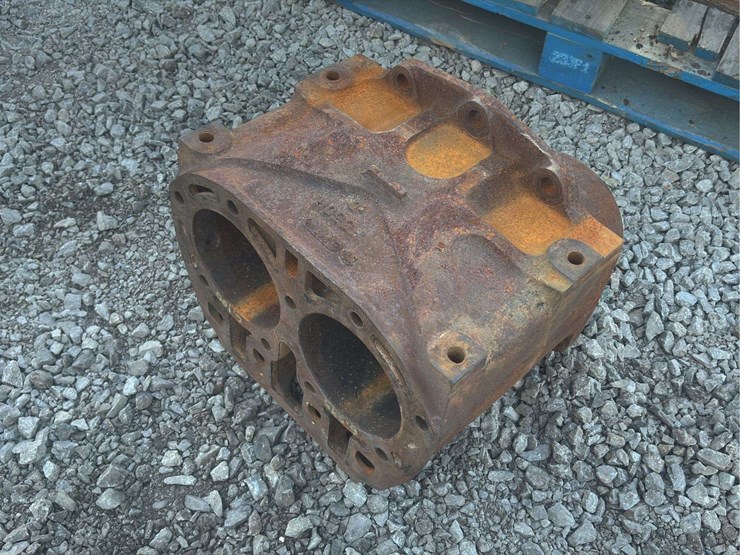 john-deere-model-g-block-image-2