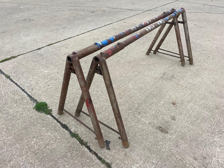 2-5-1/2ft-metal-saw-horses-image-2