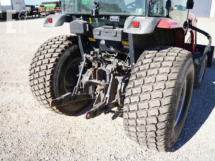 2014-massey-ferguson-1758-image-28