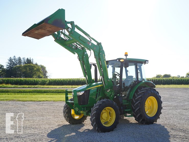 2017-john-deere-5090r-image-45