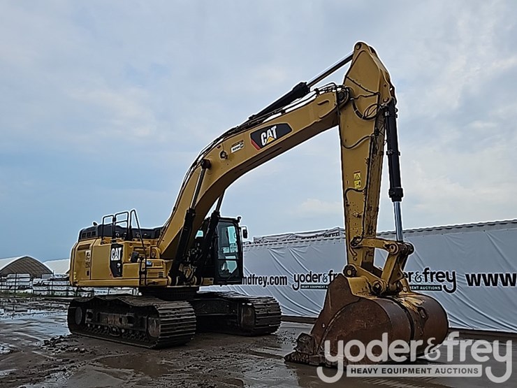 2021-caterpillar-349-image-7