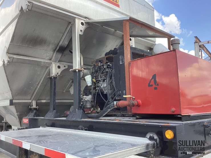 2018-kbh-t/a-fertilizer-trailer-image-13