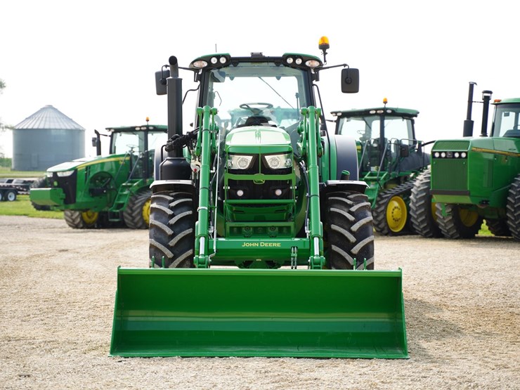 2024-john-deere-6155m-image-2