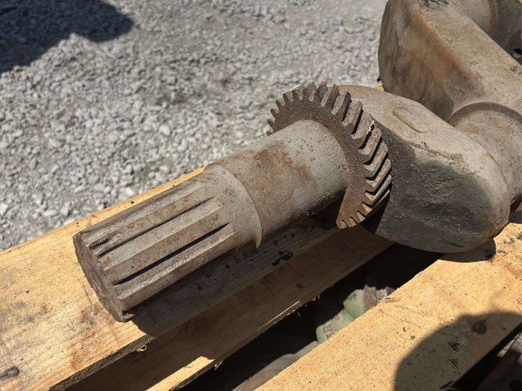 john-deere-model-g-crankshaft-image-13