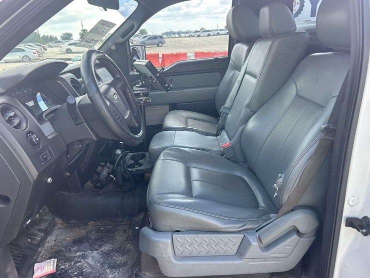 2014-ford-f-150-pickup-truck-image-12