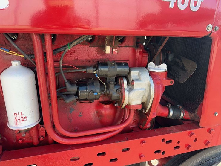 1955-farmall-400-2wd-tractor-image-18