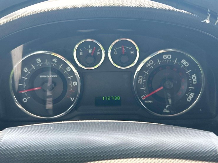 2010-ford-edge-se-image-15