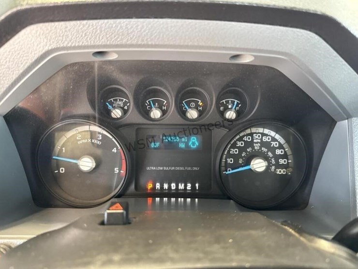 2016-ford-f550-image-18